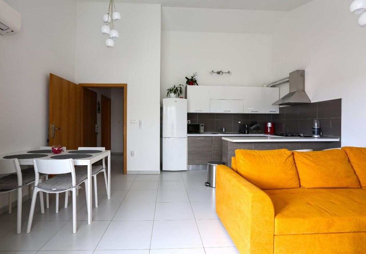 Apartman M&a Pola